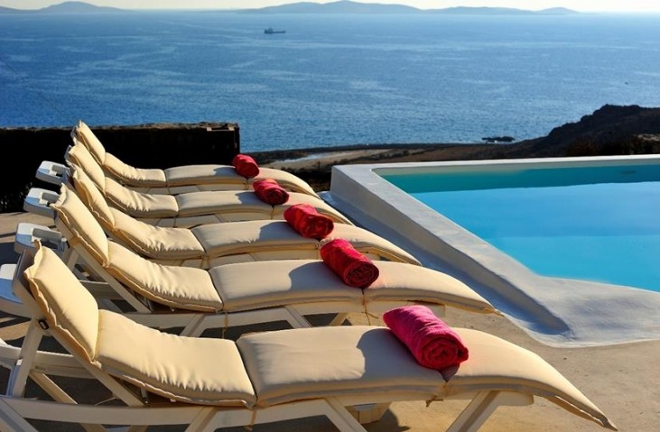Akromykonos Villa