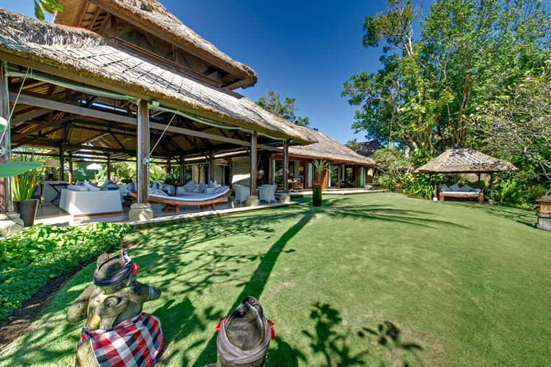 Sungai Tinggi Beach Villa