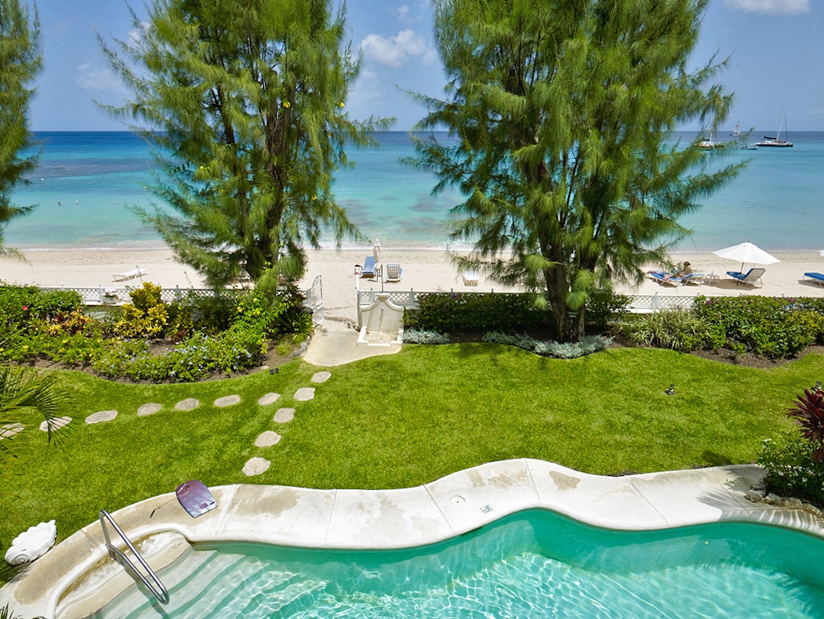 Villa Old Trees 102, Firefly