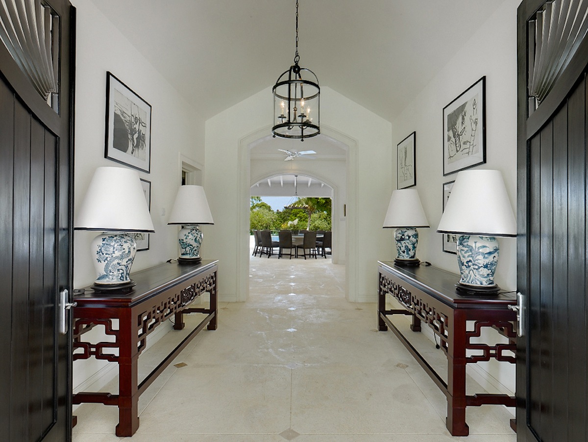 Sandy Lane, Casablanca