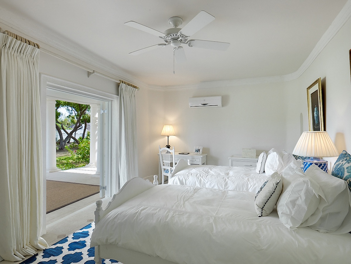 Sandy Lane, Casablanca