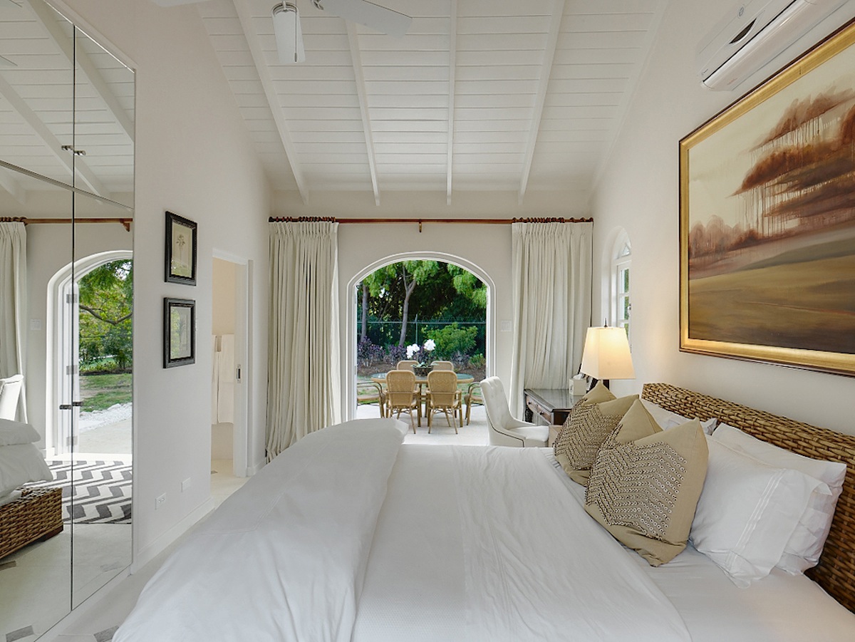 Sandy Lane, Casablanca