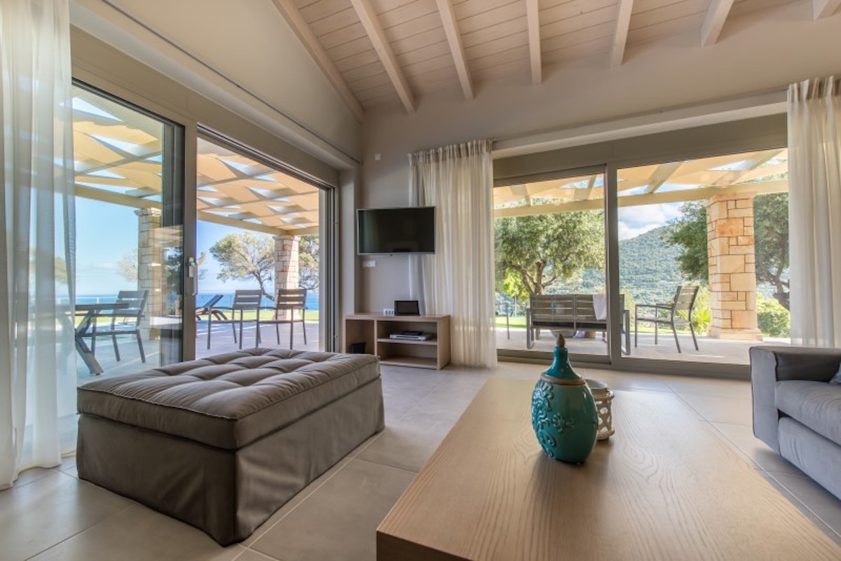 Artina Luxury Villa