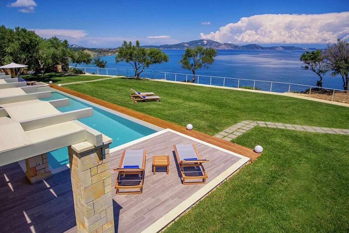 Artina Luxury Villa