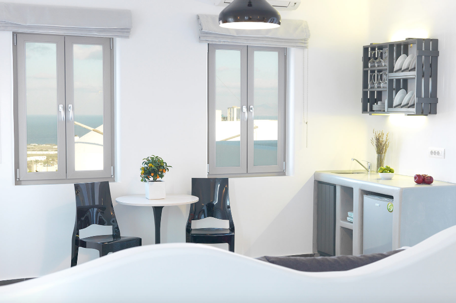 Villa Happiness Drops