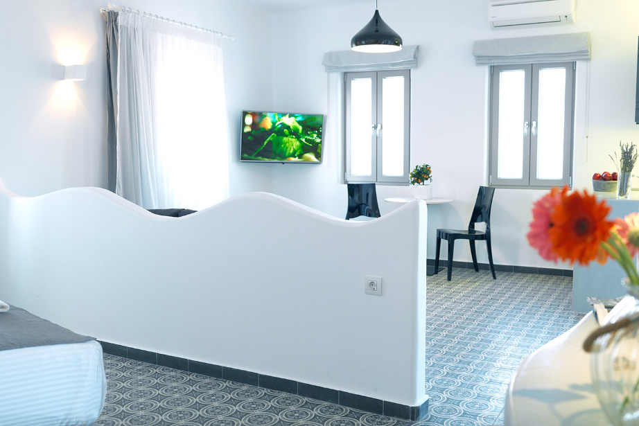 Villa Happiness Drops