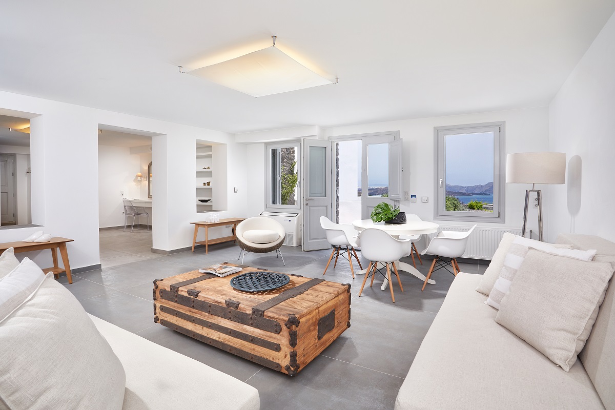 Akrotiri Private Residence