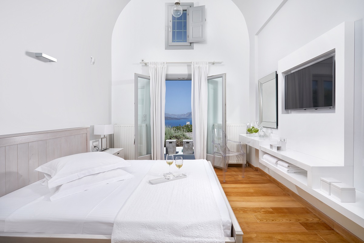 Akrotiri Private Residence