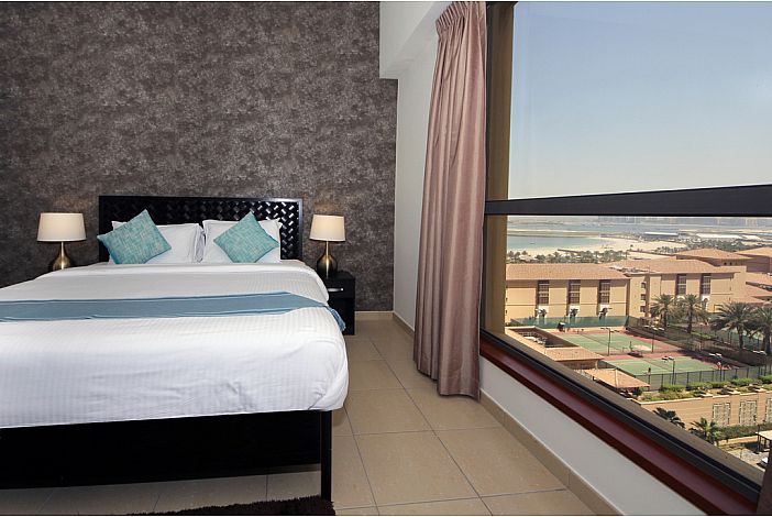 Spacious Luxury 3 Bed Apartment Stunning Sea View