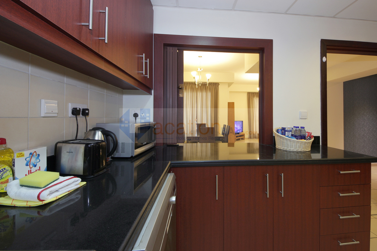 Spacious Sea View Family Living