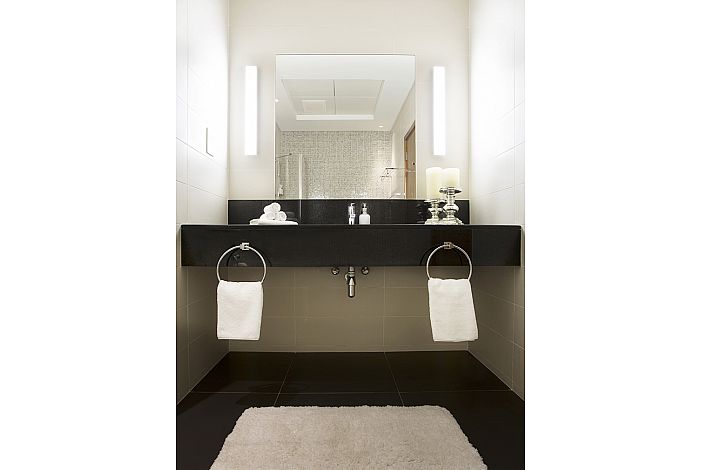 CONTEMPORARY 1 BED APARTMENT