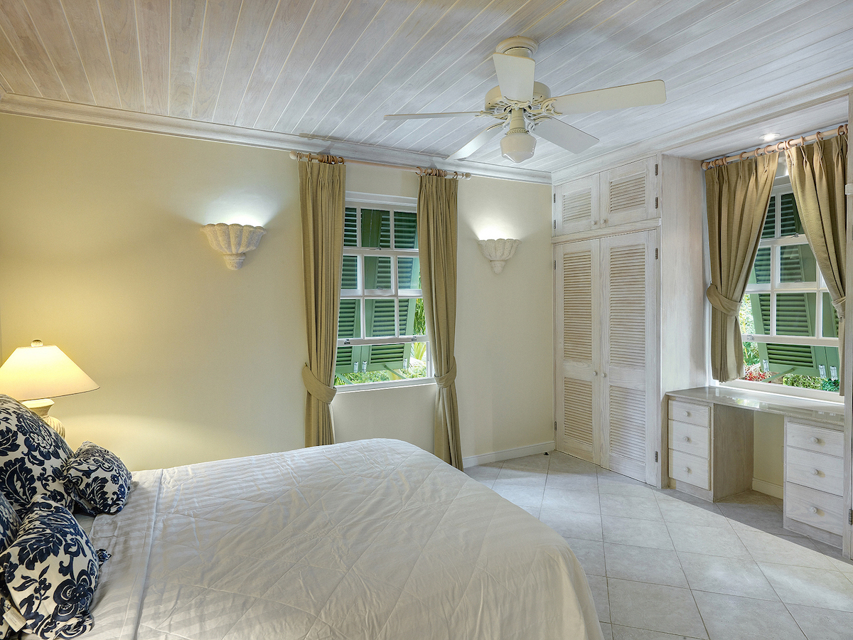 Beacon Hill 303, Tradewinds