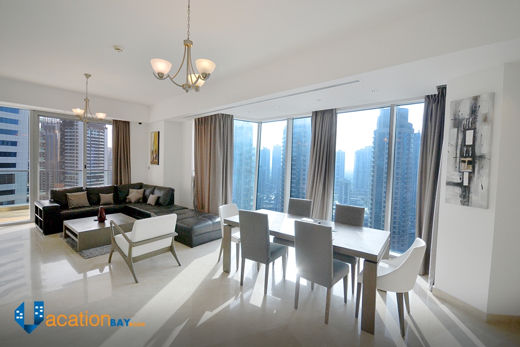 The Trident Grand Residence – Breathtaking Sea and Marina Views