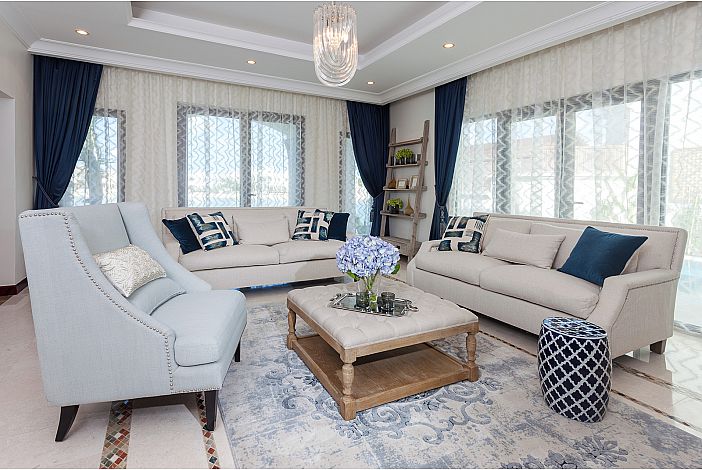 STUNNING 4 BED VILLA