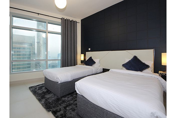 Startling views of dancing fountain , Burj Khalifa , Opera in The Lofts DownTown