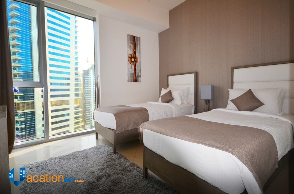 The Trident Grand Residence – Breathtaking Sea and Marina Views