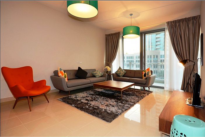 Downtown Boulevard Apartment