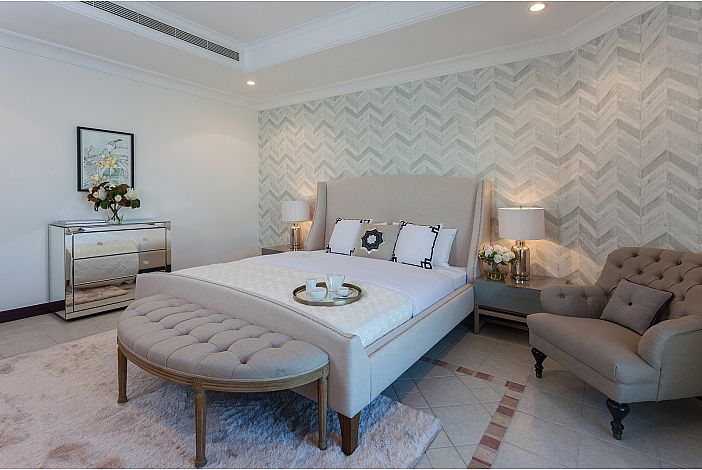 STUNNING 4 BED VILLA