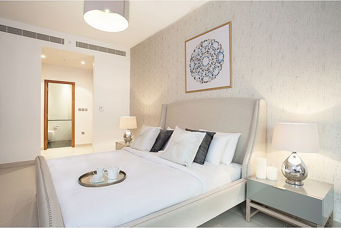 CONTEMPORARY 1 BED APARTMENT