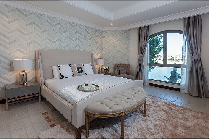 STUNNING 4 BED VILLA