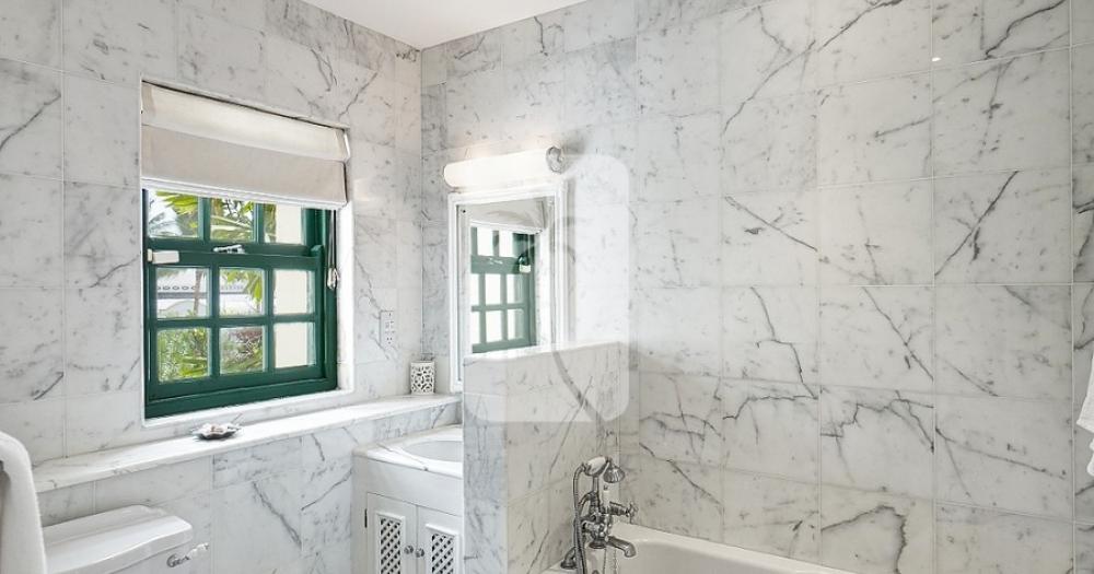 Mullins Bay 6, Jasmine