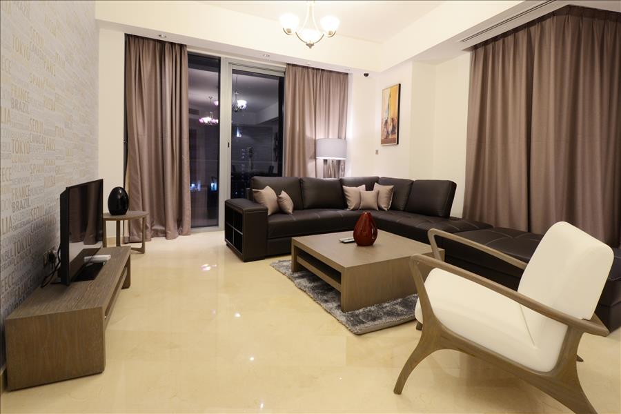 The Trident Grand Residence – Breathtaking Sea and Marina Views