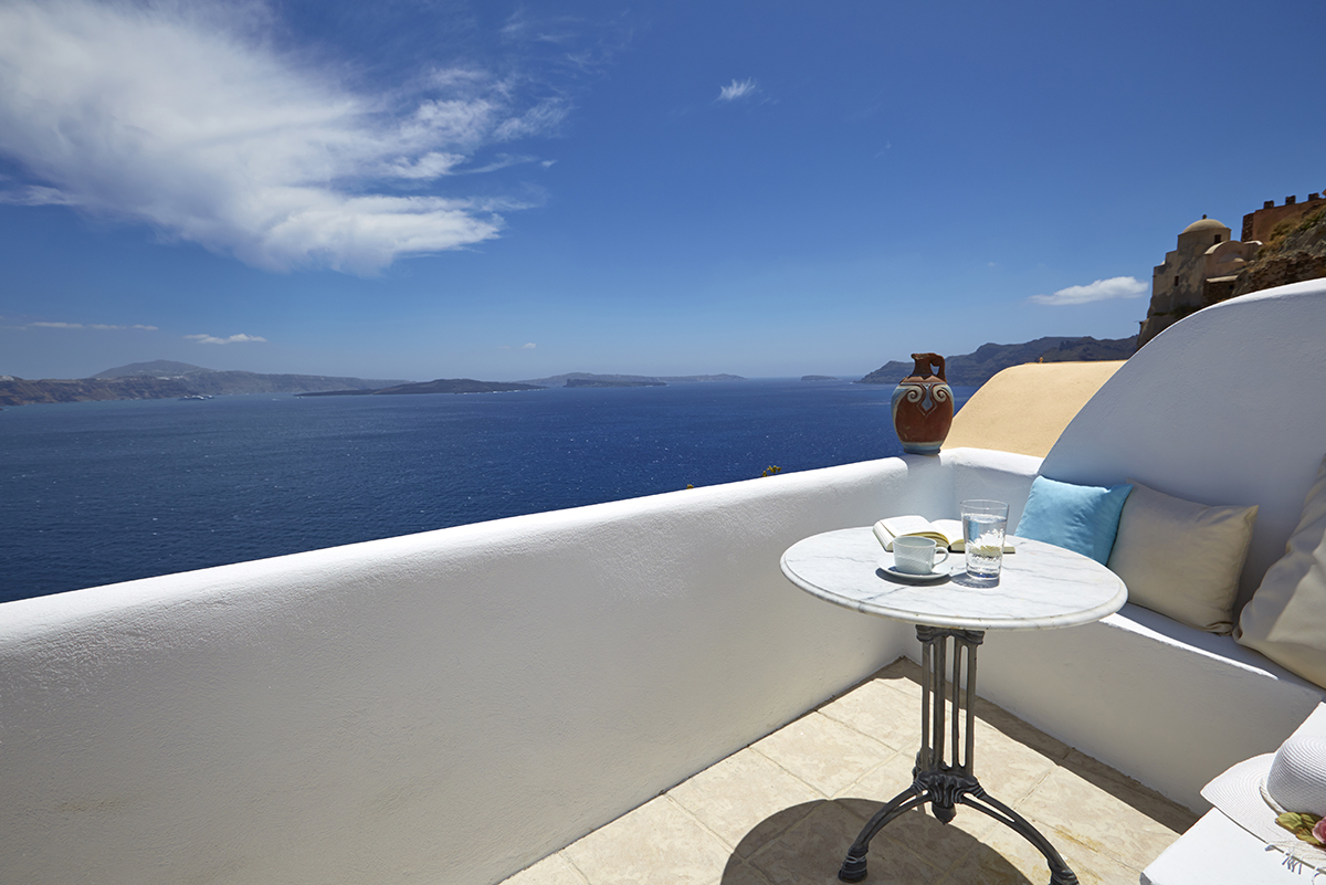 Amaya: Sentiment Villa