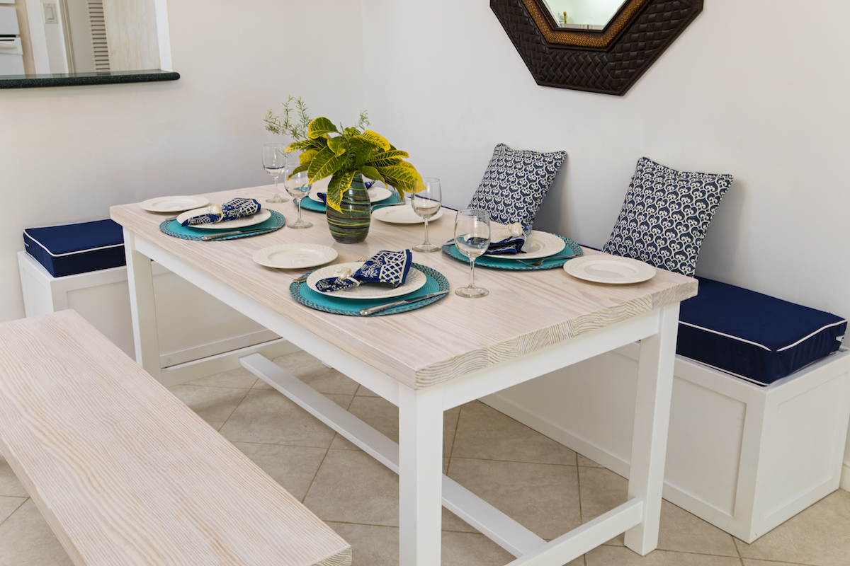 Beacon Hill 303, Tradewinds