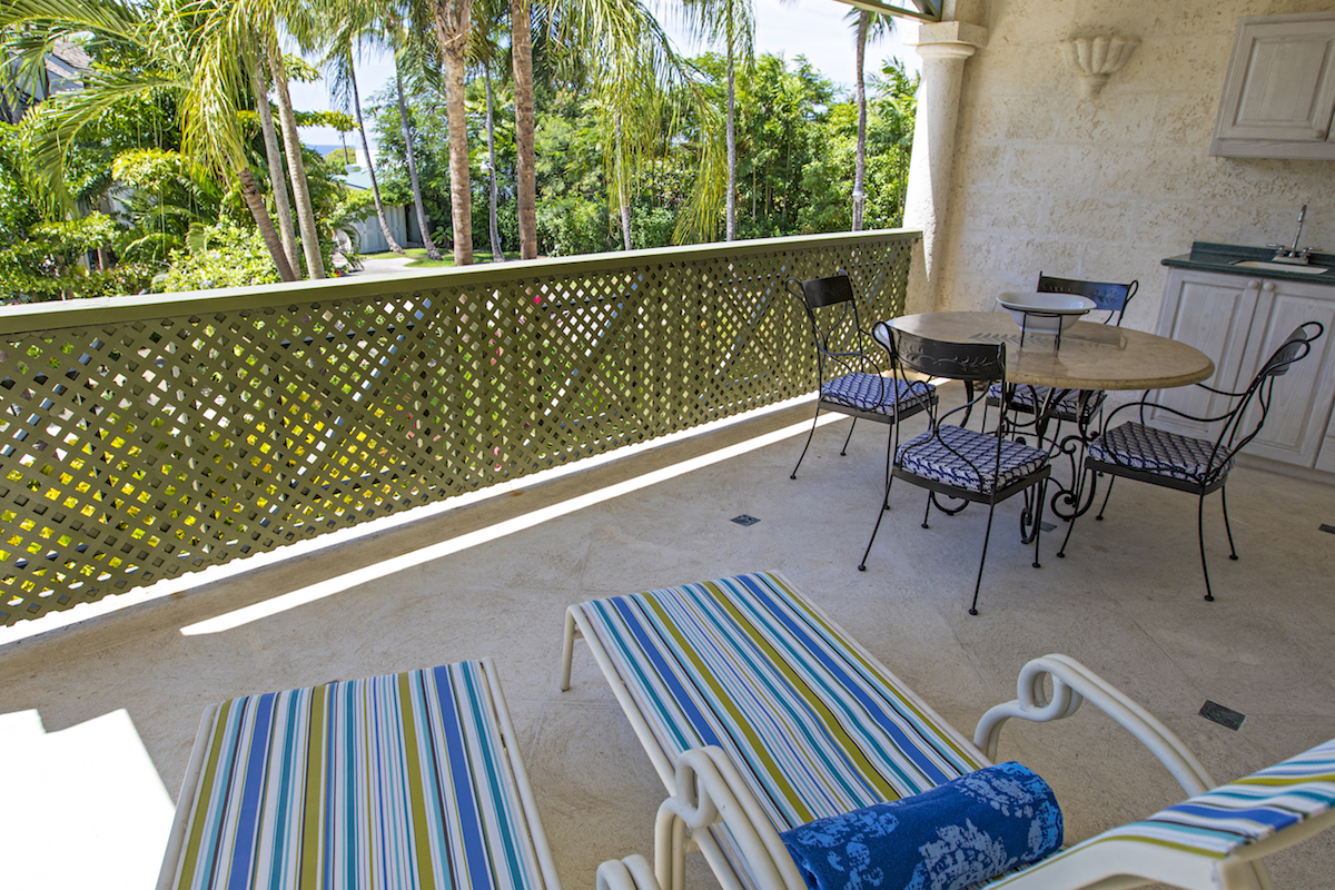 Beacon Hill 303, Tradewinds