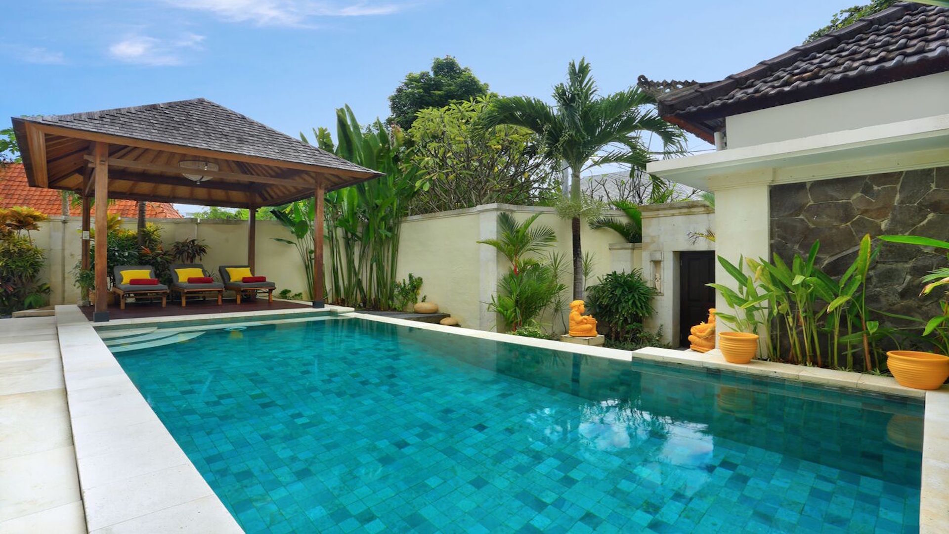 XXL Seminyak Boutique Villas
