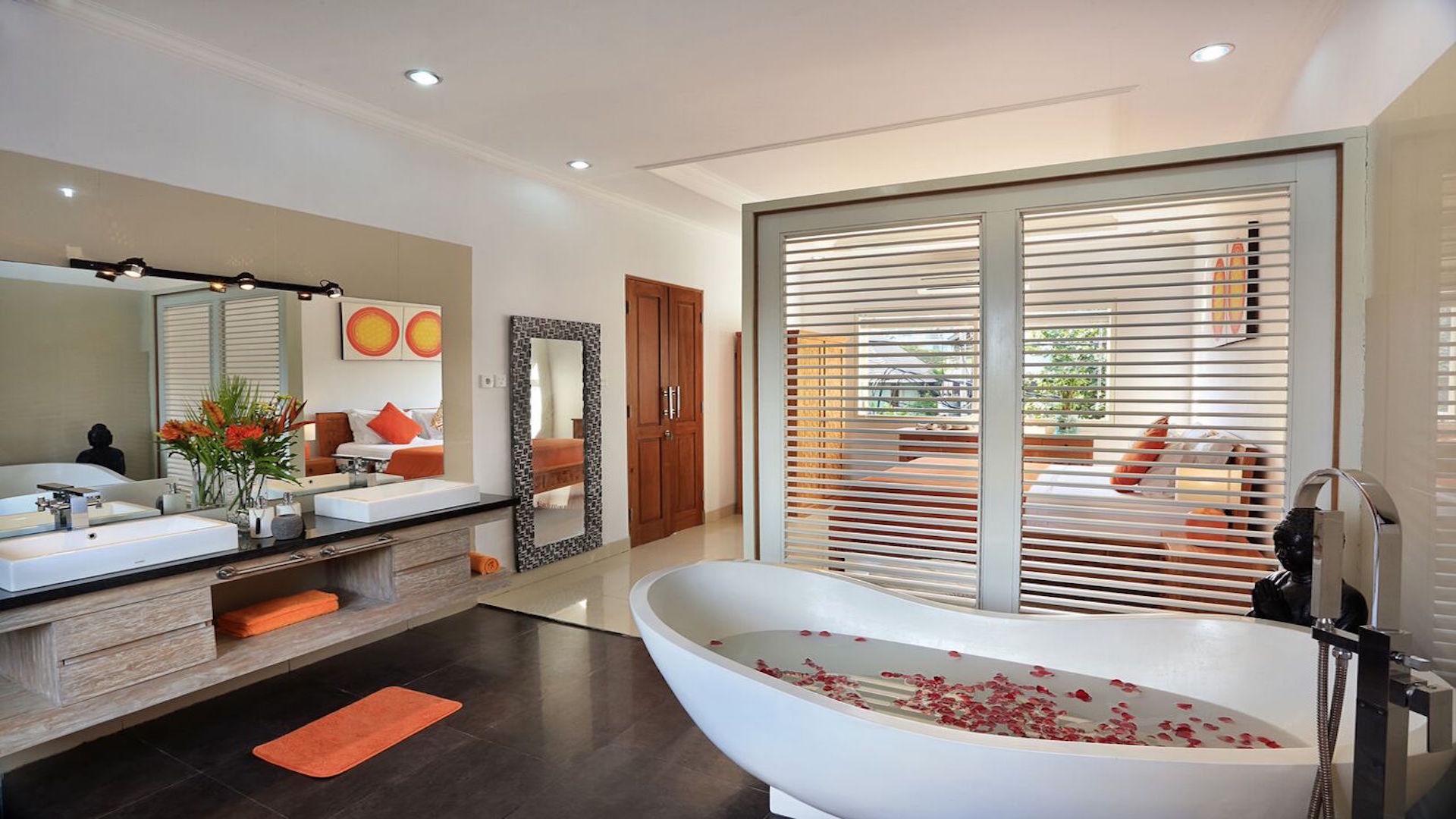 XXL Seminyak Boutique Villas