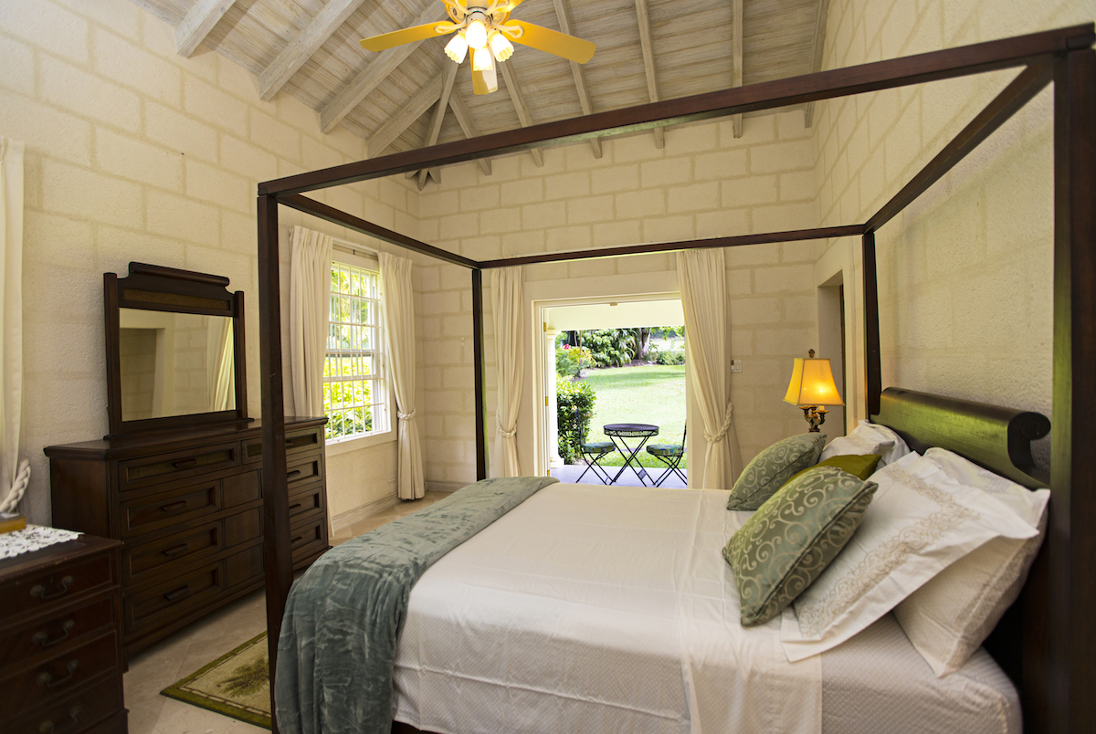 Sandy Lane, Magnolia