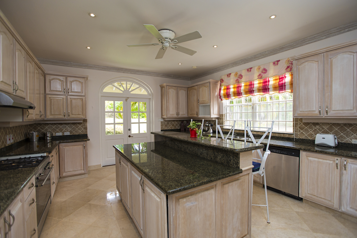 Sandy Lane, Magnolia