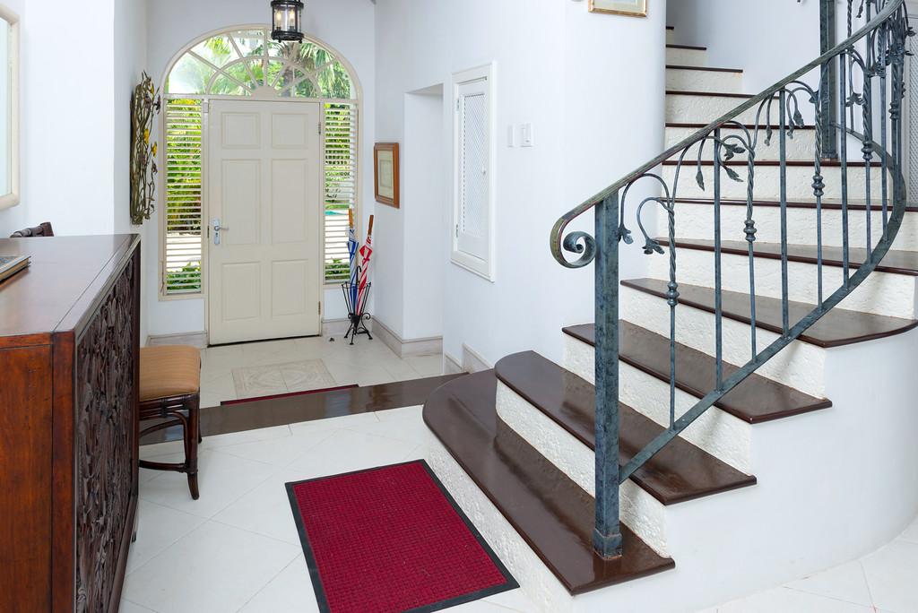 Mahogany Bay - Chanel No.5