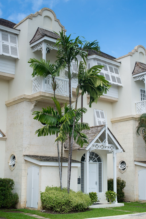 Mahogany Bay - Chanel No.5