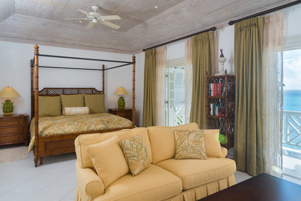 Mahogany Bay - Chanel No.5