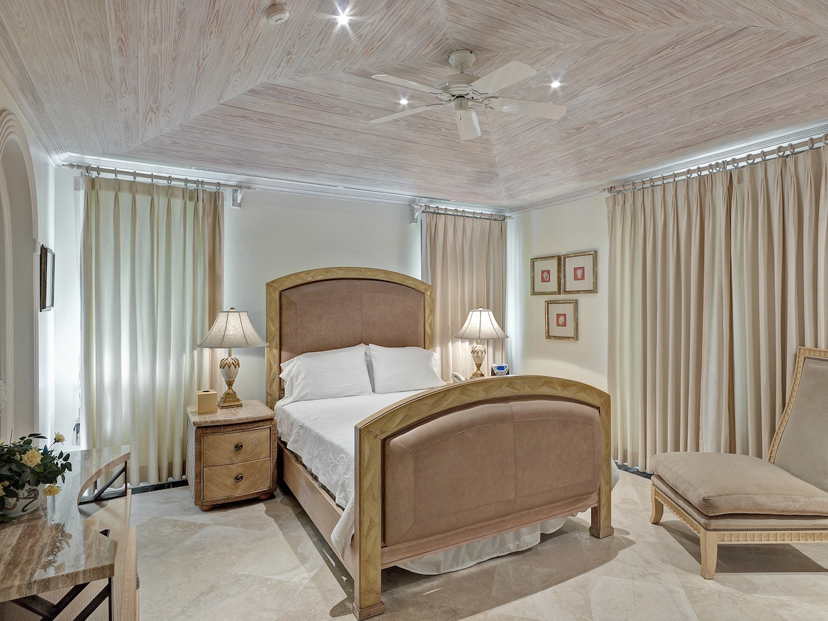 Old Trees 004, Caprice