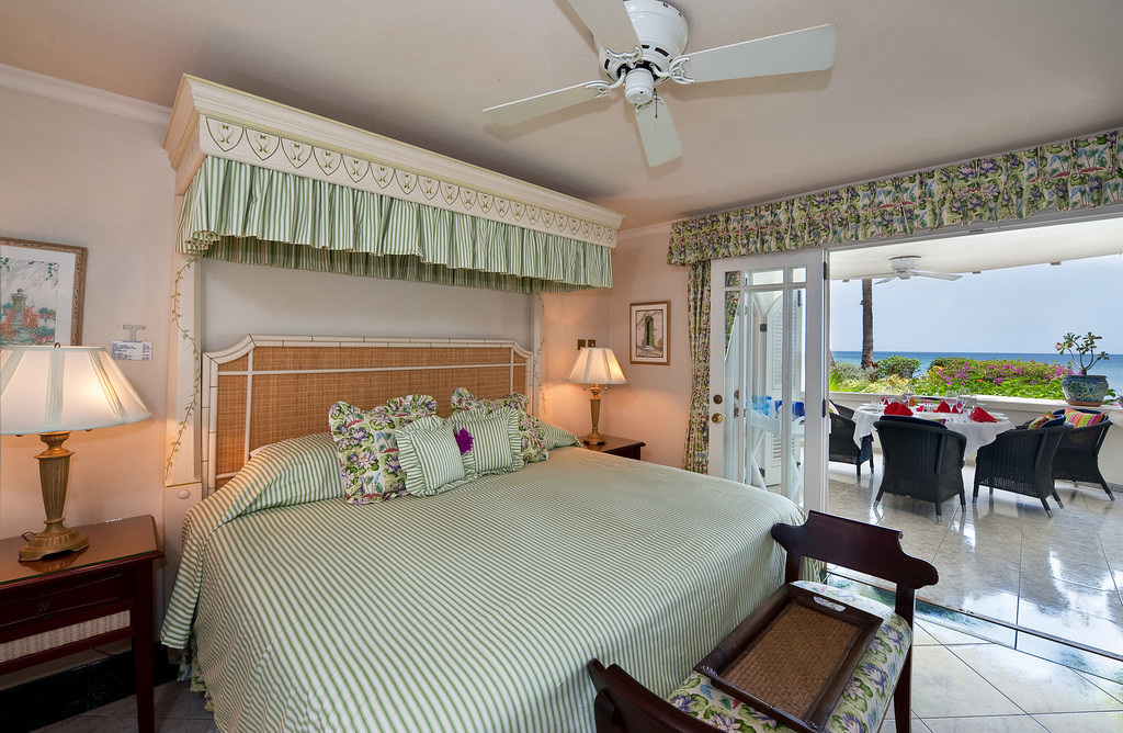 Reeds House 5 - Surf's Up