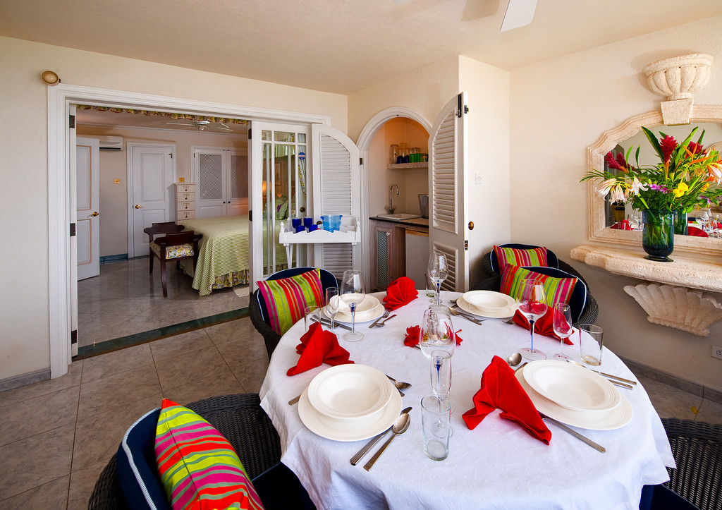 Reeds House 5 - Surf's Up