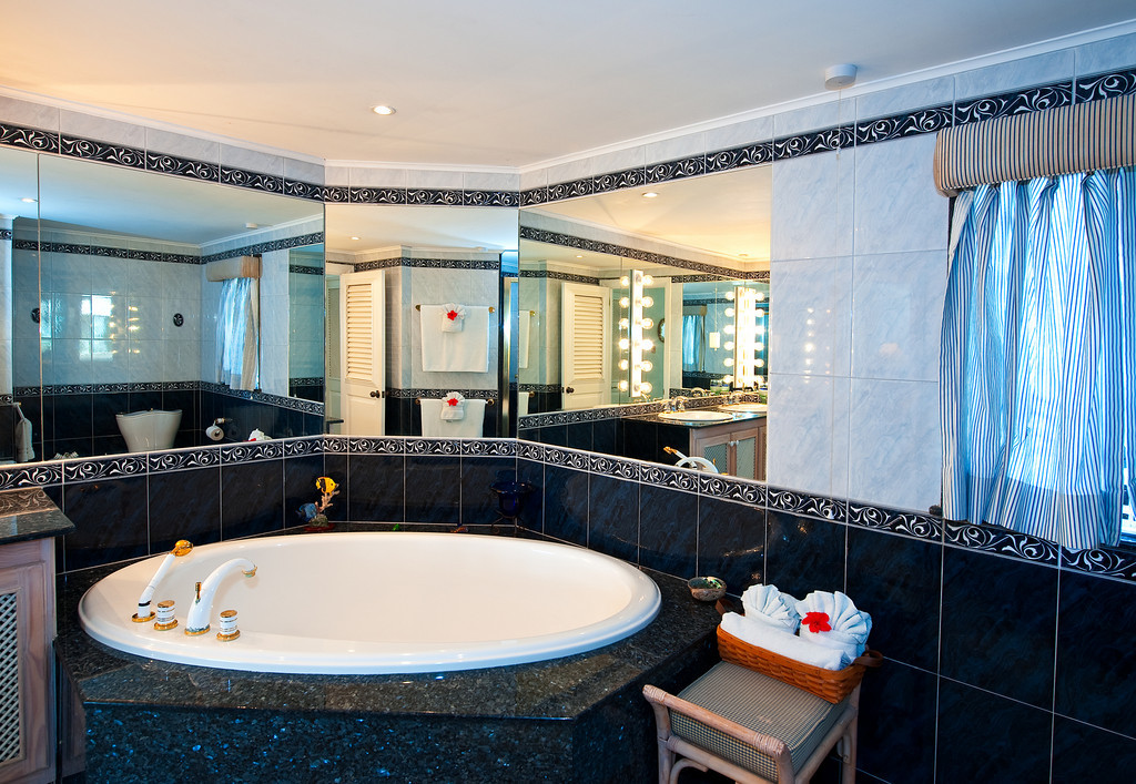 Reeds House 5 - Surf's Up