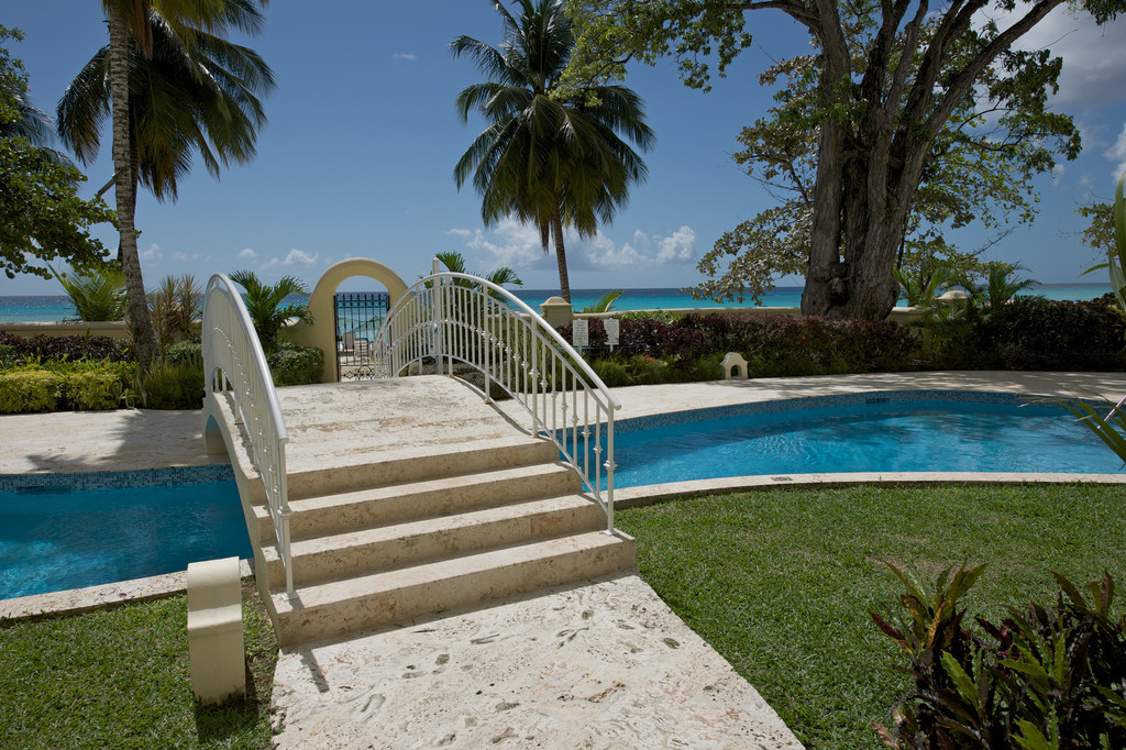 Sapphire Beach 205