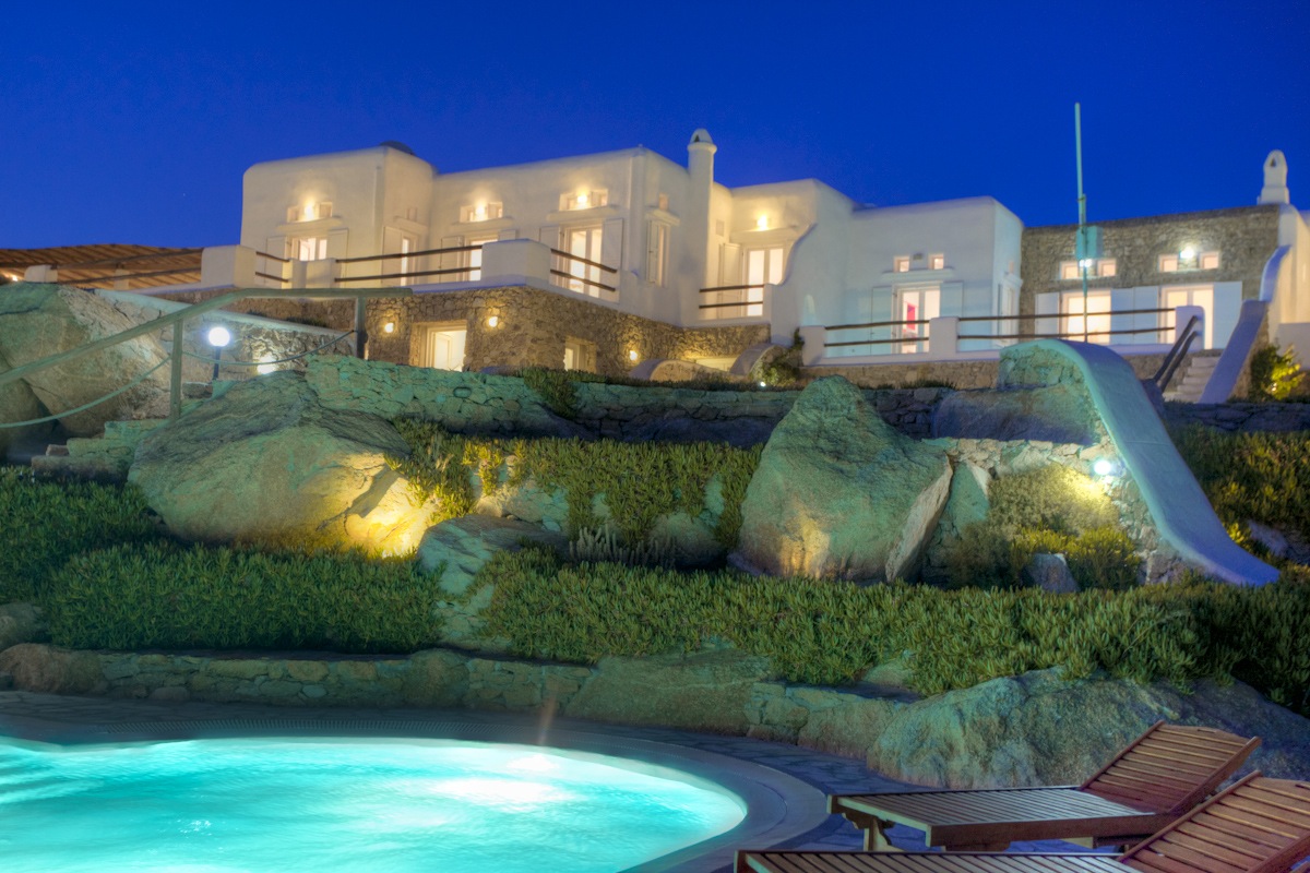 Super Paradise Villas