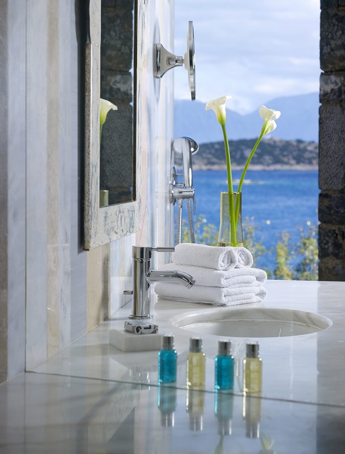 Daphne & Chloe Thalassa Studio