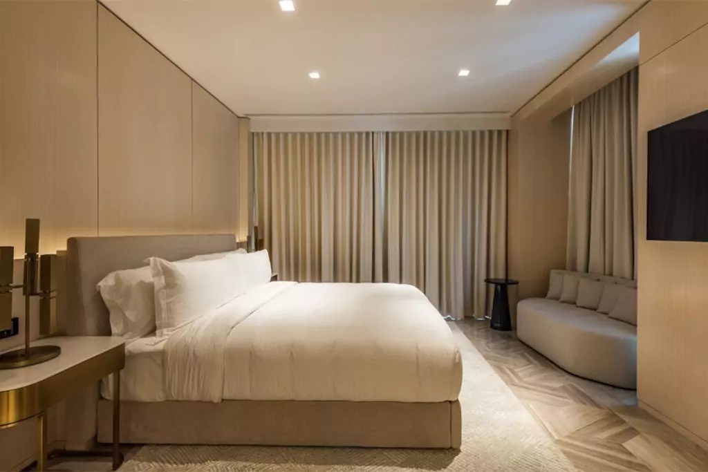 Five hotel luxury beach front villa