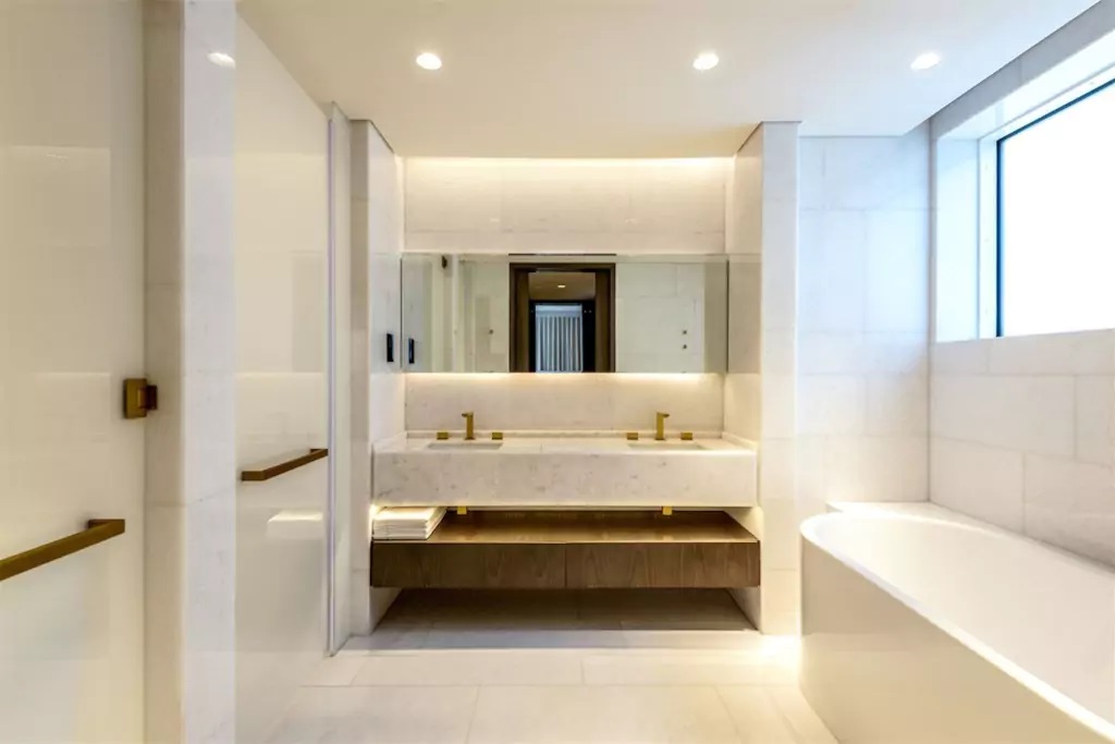 Five hotel luxury beach front villa