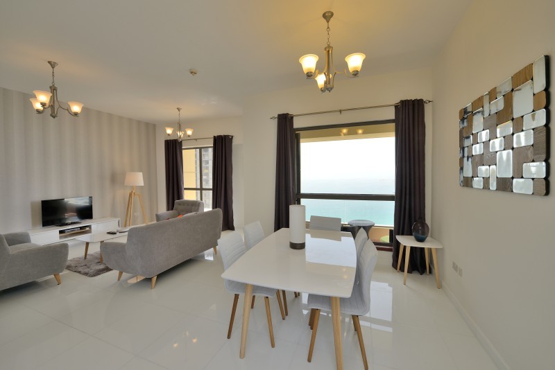 Vacation Bay’s Sadaf Apartment – Relaxing Sea Views Perfect Shopping