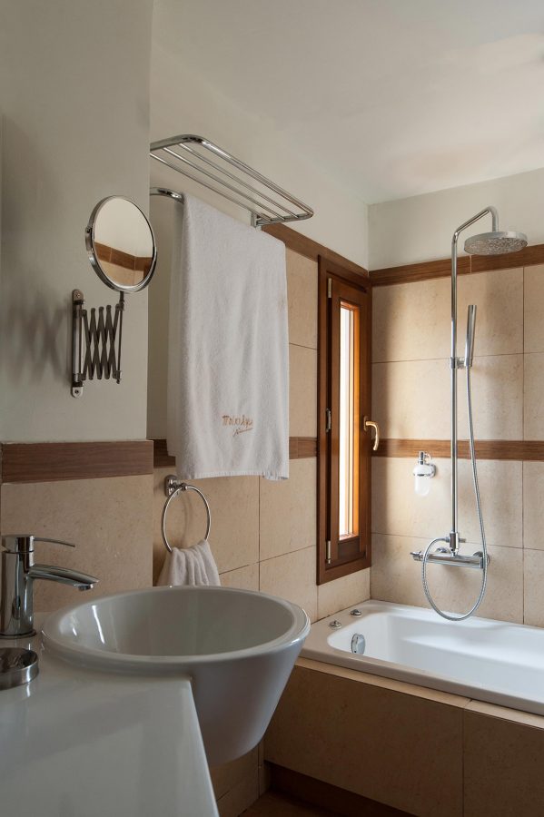 POIKILMA Alonissos villas – Villa Petra