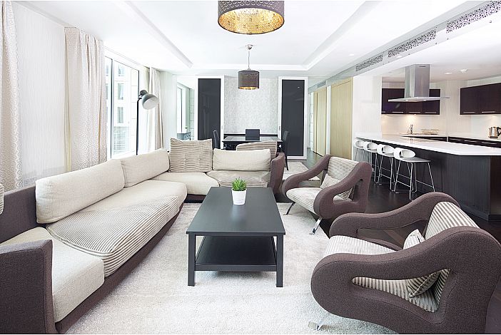 SPECTACULAR 1 BED APARTMENT