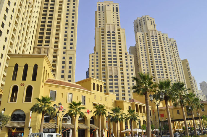 Spacious Sea View Family Living