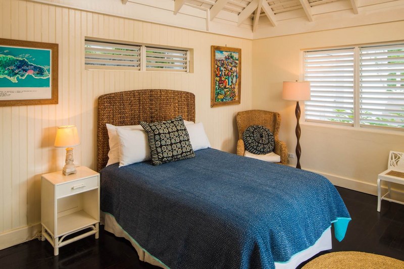 RoundHill Deluxe Villas